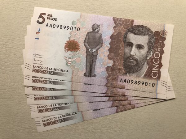 Colombia 5000 pesos 2016 serie AA UNC P459 Paramos
