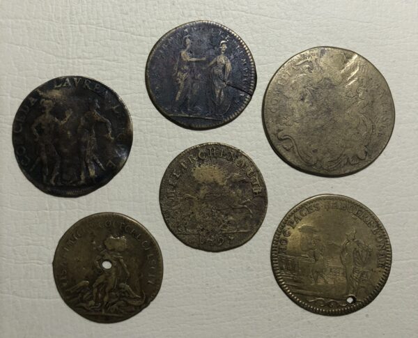 Lote x 6 medallas, Francia y Reino Unido, siglo XVII y XVIII, Carlos II de Inglaterra, Luis XIV y XV de Francia.