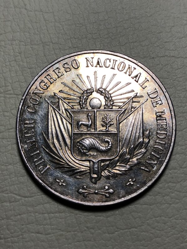 Perú, medalla conmemorativa 1er congreso de medicina, Lima 1927. Plata 29.5 mm.